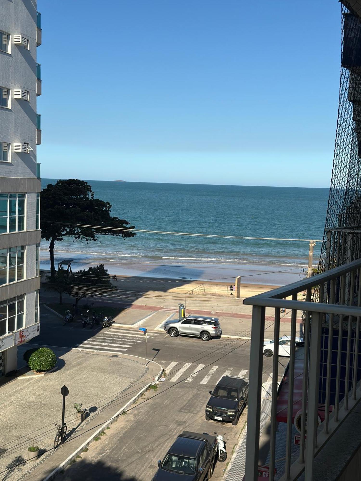 גוארפארי Apartamento Vista Mar 209 - 2 Quartos - Praia Do Morro - Predio Frente Mar - Varanda Com Vista Mar - Elevador - Atravessou A Avenida, Ja Esta Na Praia - Com Garagem - Internet מראה חיצוני תמונה